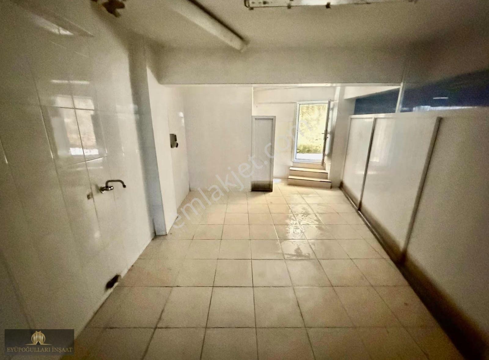 Tuna Caddesinin Dibinde Kiralık İmalathane - Görsel 12