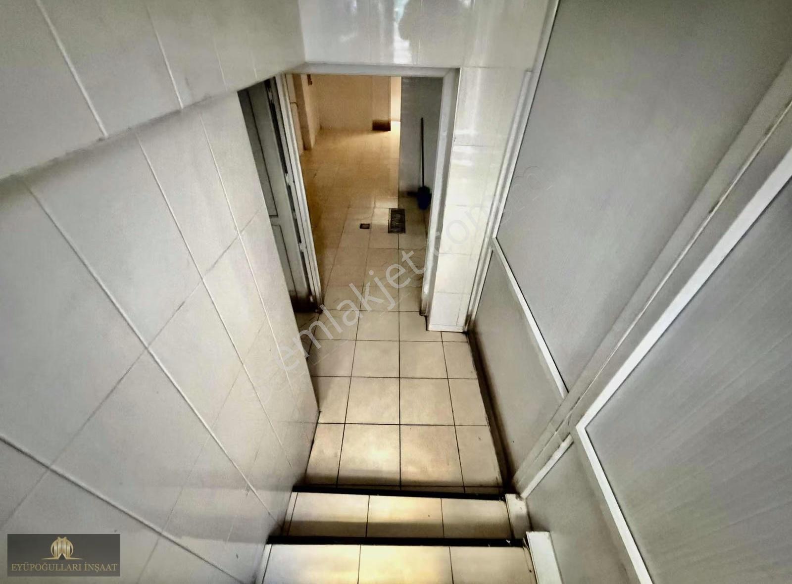 Tuna Caddesinin Dibinde Kiralık İmalathane - Görsel 3