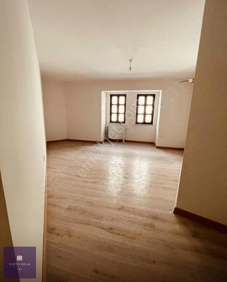 Surda Satılık Konak Tadında Villa - Görsel 12
