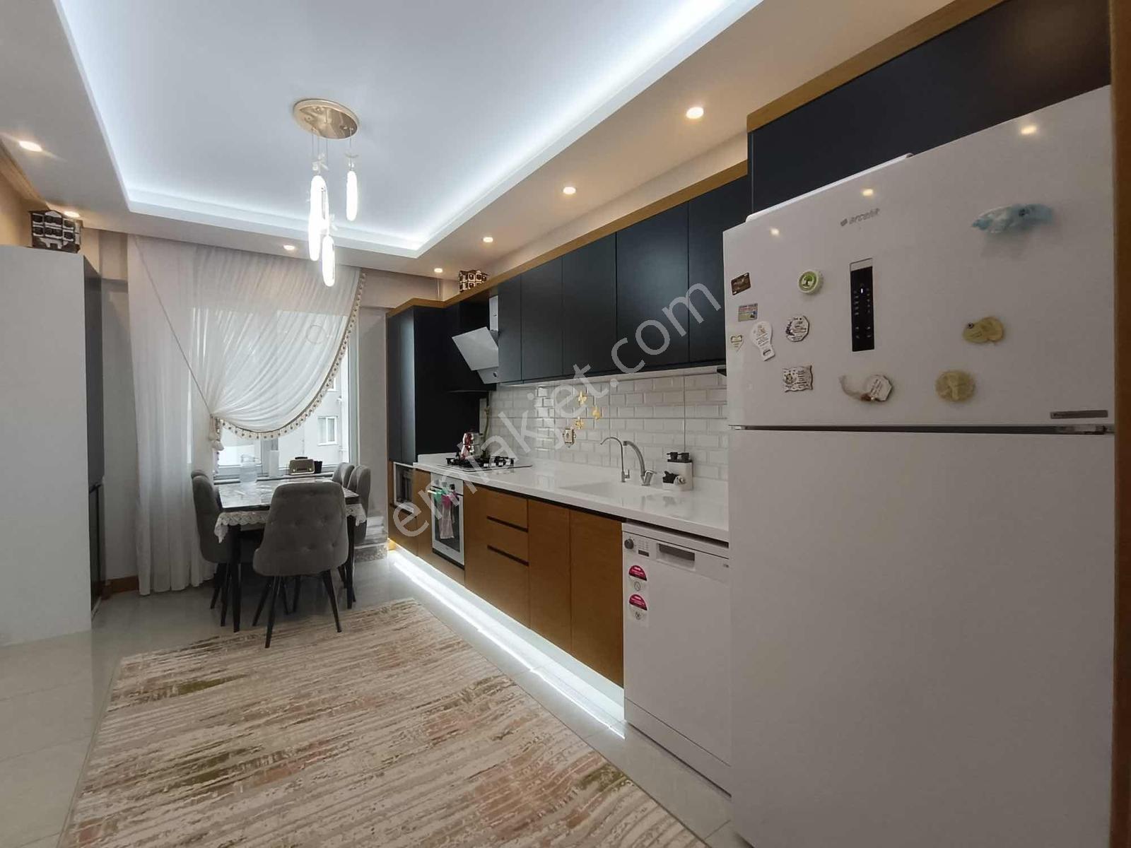 Vesta'dan Güvenlikli Site İçi Ara Kat Bakımlı Lüx Geniş 3+1daire
