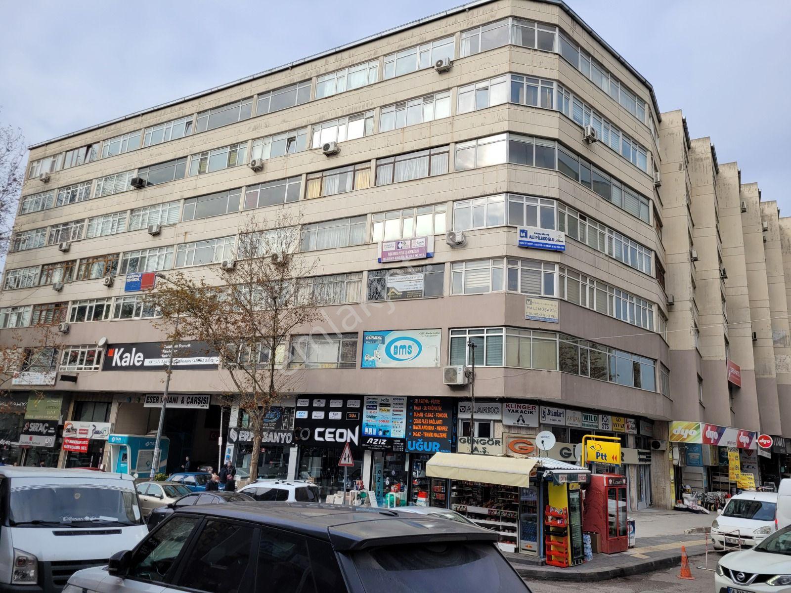 Ulus Rüzgarlı'da Cadde Cepheli Manzaralı - Görsel 19
