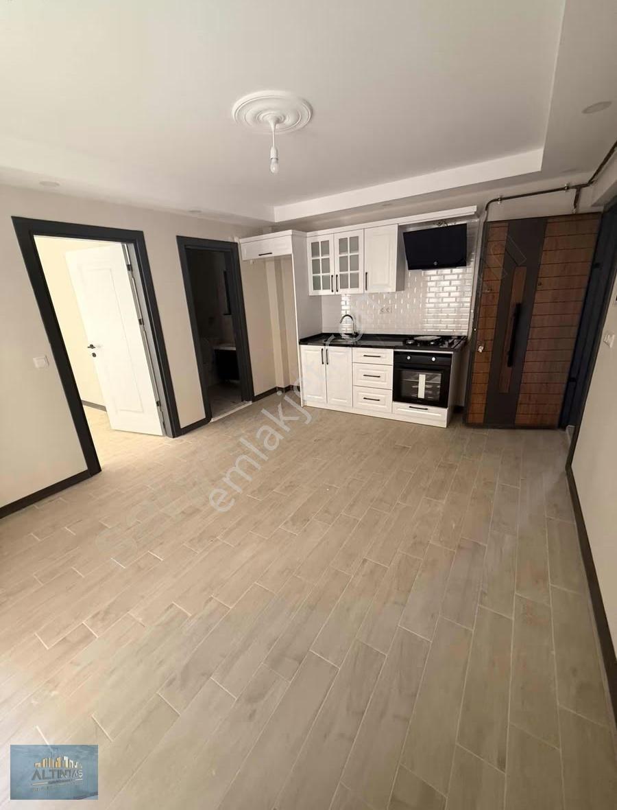 Hastane Bölgesinde Satılık Ve Kiralık 1+1 Daireler - Görsel 10