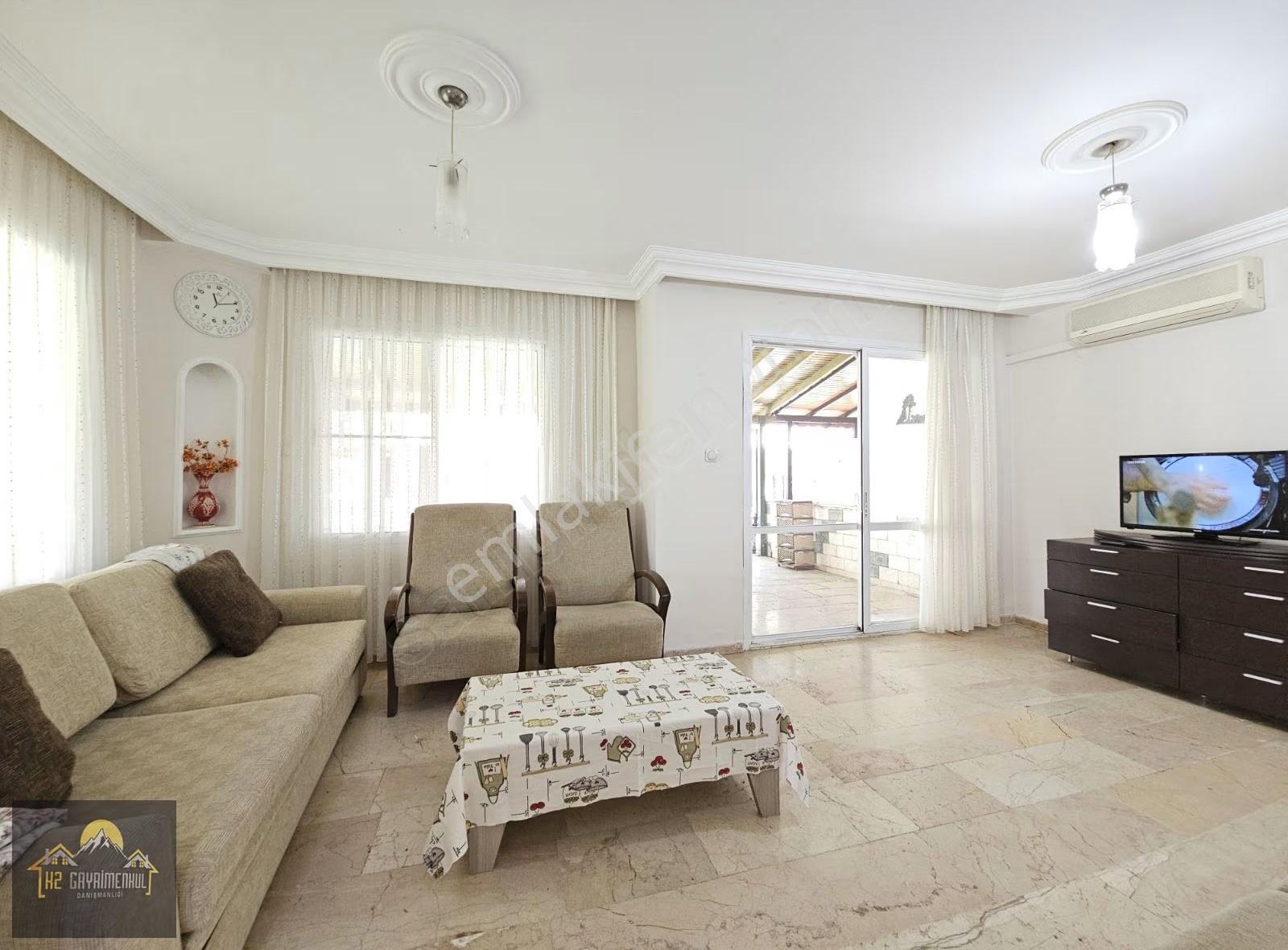 Kuşadası Davutlar'da Denize 200m Kasım'a Kadar Kiralık 3+1 Villa - Görsel 18