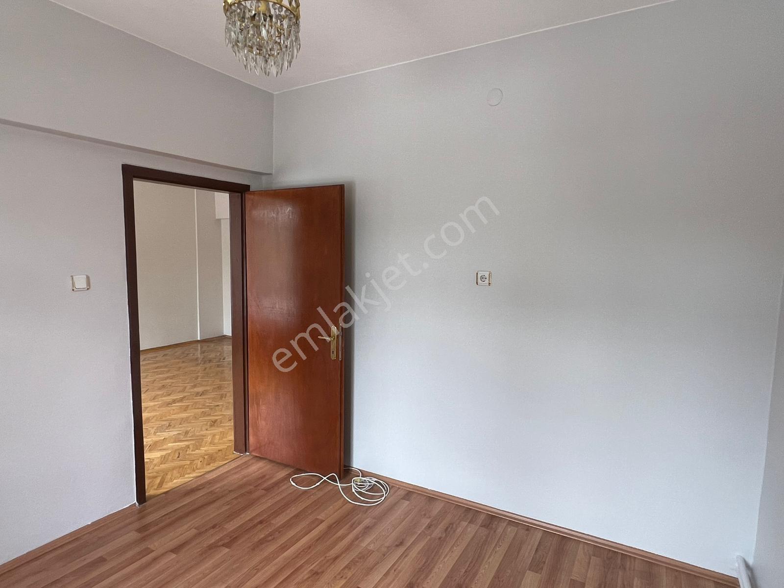 Kartal'dan İnşaatı Devam Eden Adliye Sarayı Karşısında 3+1 Kiral - Görsel 17
