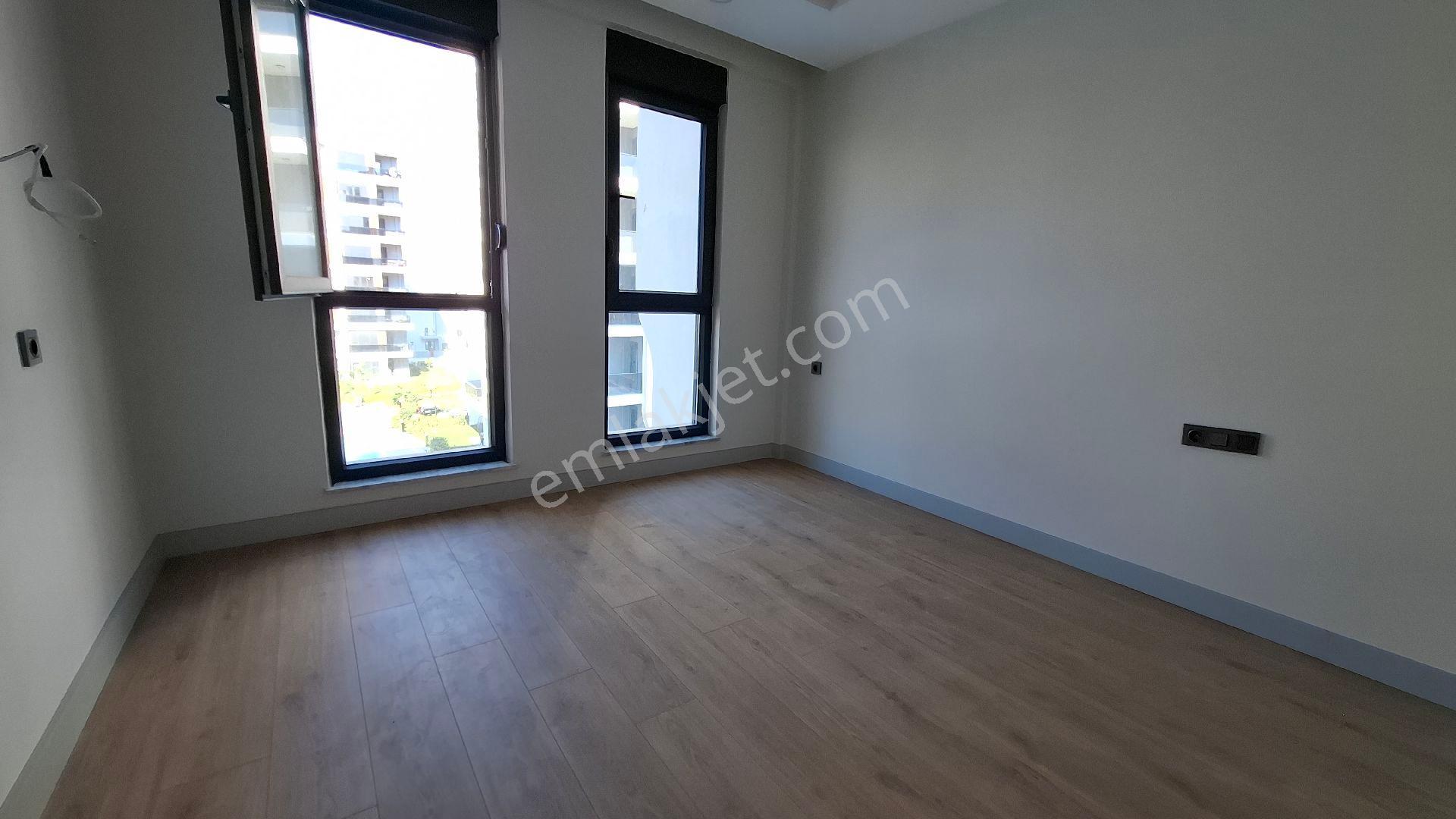 Altıntaşta Kiralık Lüx Sitede Sıfır 1+1 - Görsel 11