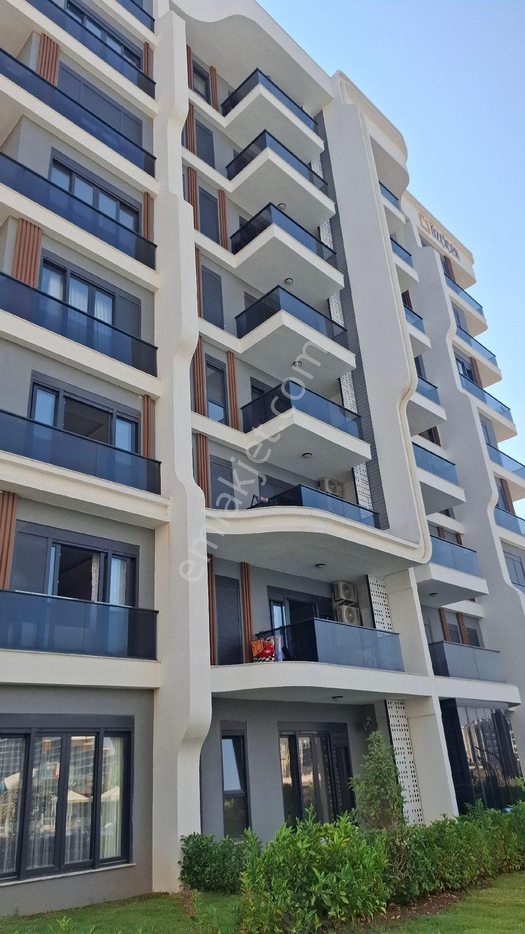 Altıntaşta Kiralık Lüx Sitede Sıfır 1+1 - Görsel 24