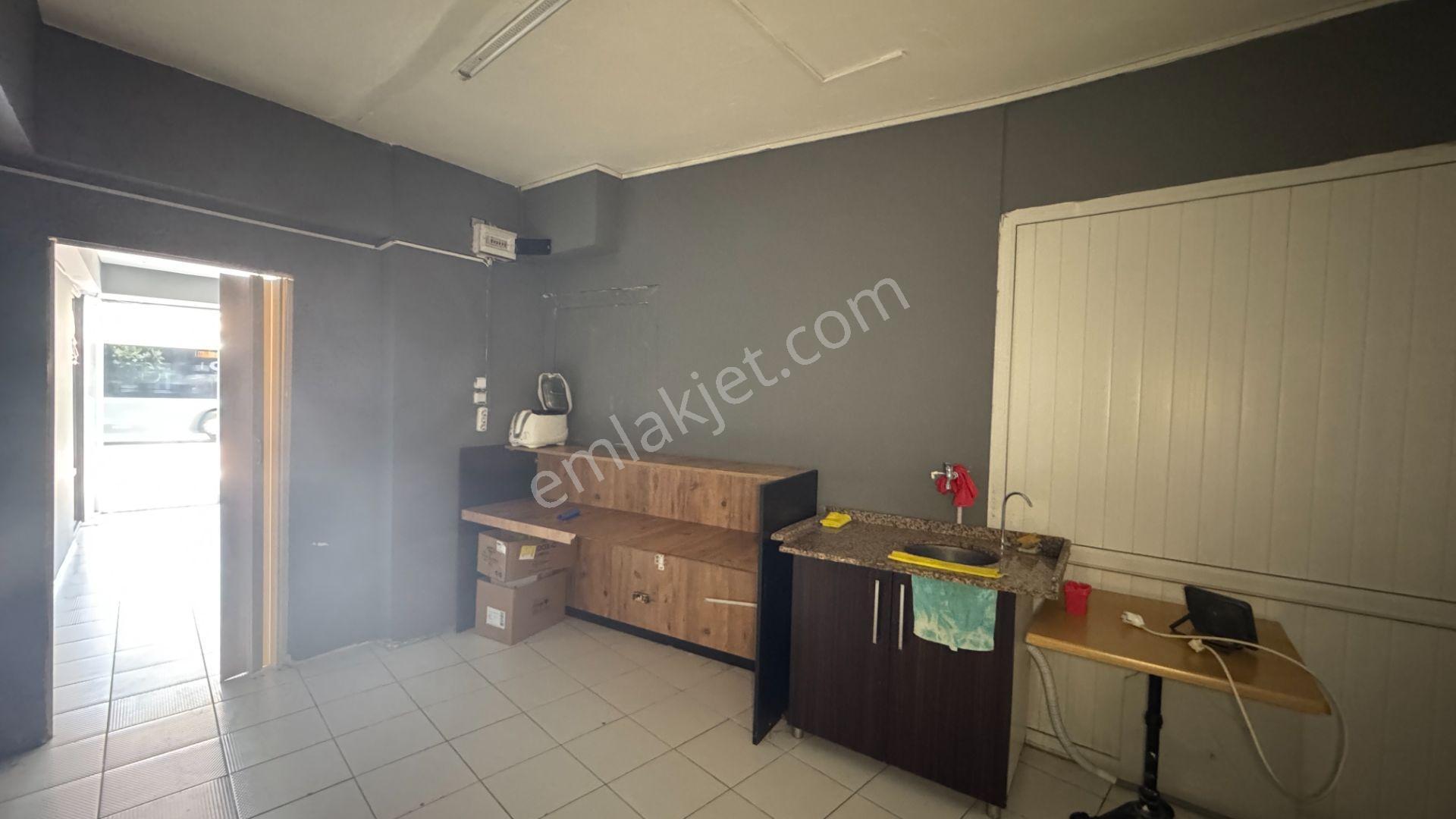 Mevlana Cad. Üzeri 40 M² Her İşe Uygun Dükkan - Görsel 6