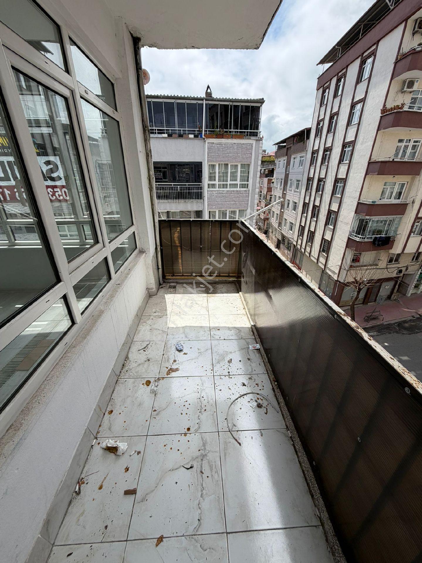 Evim-nur'dan Kadıköy Mh 3+1 135m2 İçi Yapılı Cadde Üzeri Daire - Görsel 14