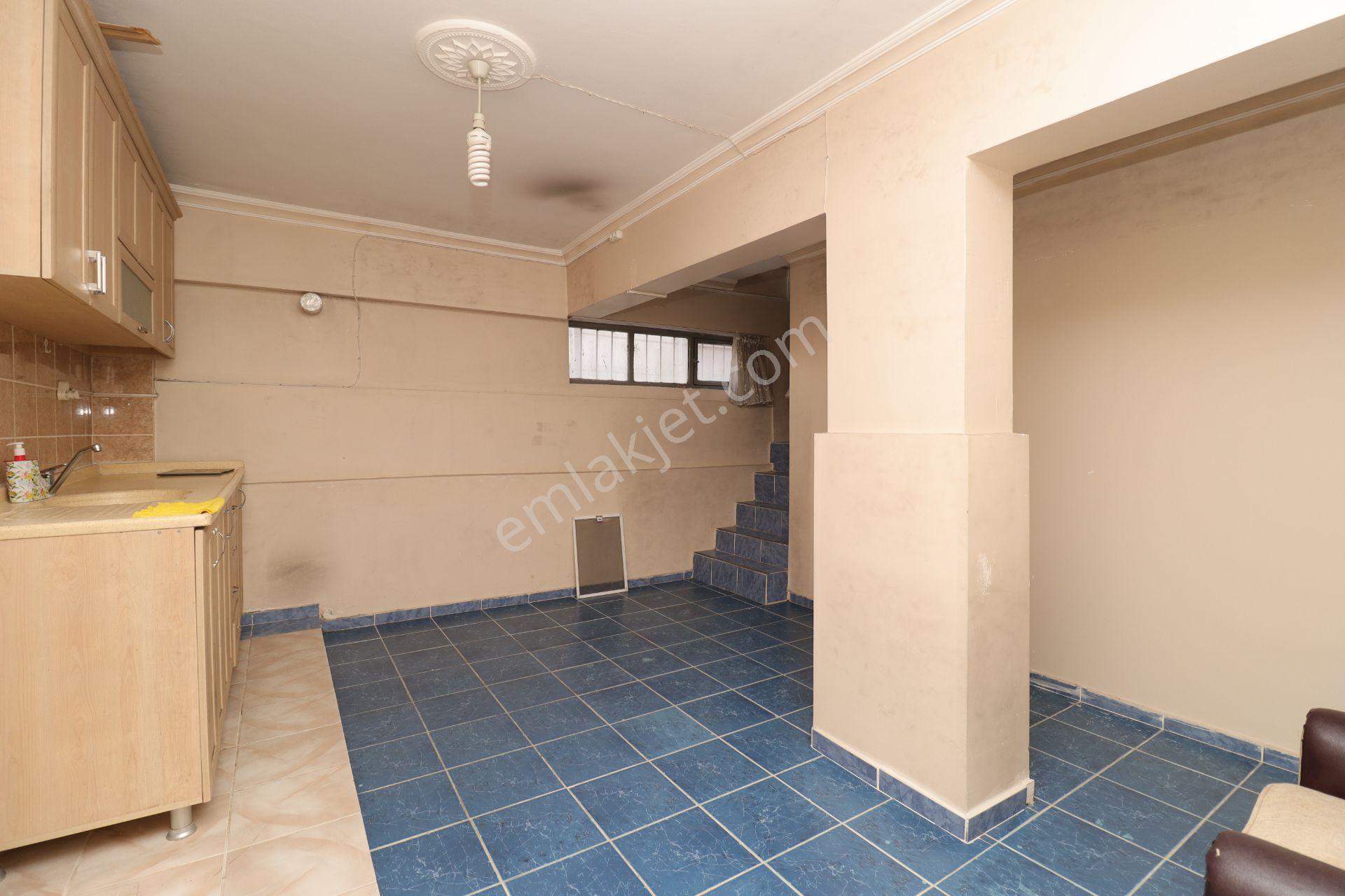 Elvankent 14.caddeye 1 Bina İçerde *60 M2* Depolu Satılık Dükkan - Görsel 14