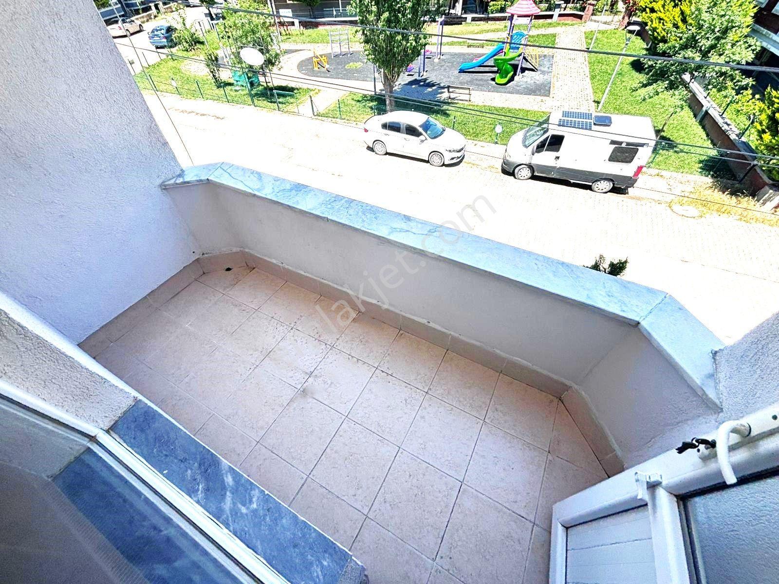 ✨akçay'da ✨aygül'den ✨yüksek Krediye Uygun Ara Kat Ön Cephe Ayrı Mutfak Asansörlü 3+1 Satılık Daire - Görsel 31