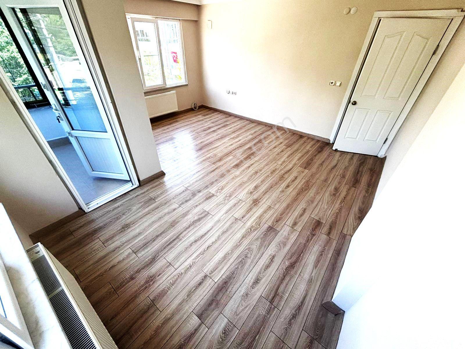 ✨akçay'da ✨aygül'den ✨yüksek Krediye Uygun Ara Kat Ön Cephe Ayrı Mutfak Asansörlü 3+1 Satılık Daire - Görsel 8