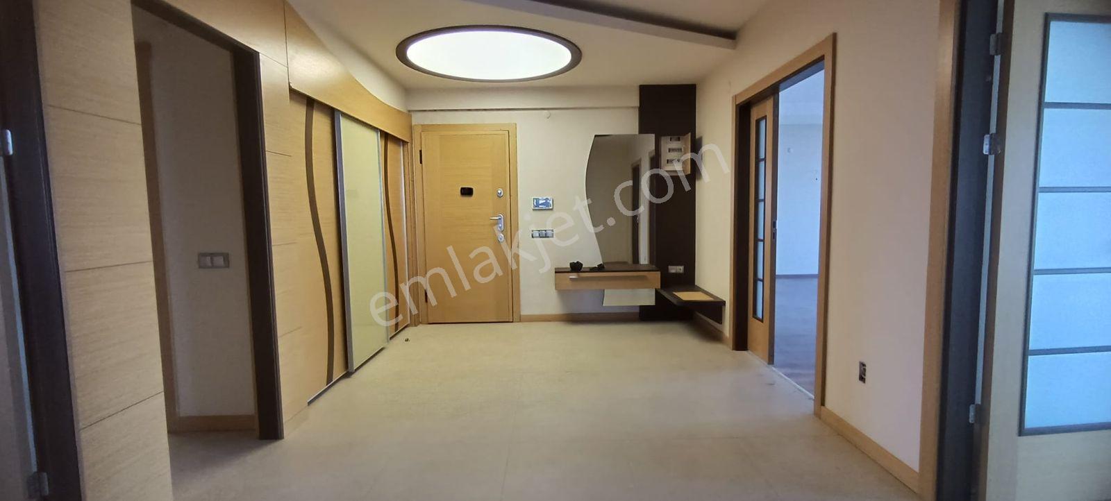 Gülkent Sitesinde 4+1 Lüks Kiralık Daire Zirvevip Gayrimenkulden - Görsel 17