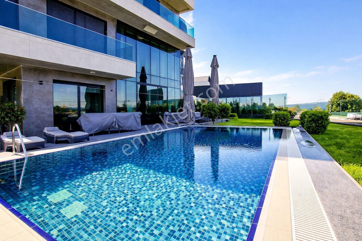 Alanya Kargıcakta Muhteşem Deniz Manzaralı Denize Sadece 50 M Ultra Lüks 6+1 Villa