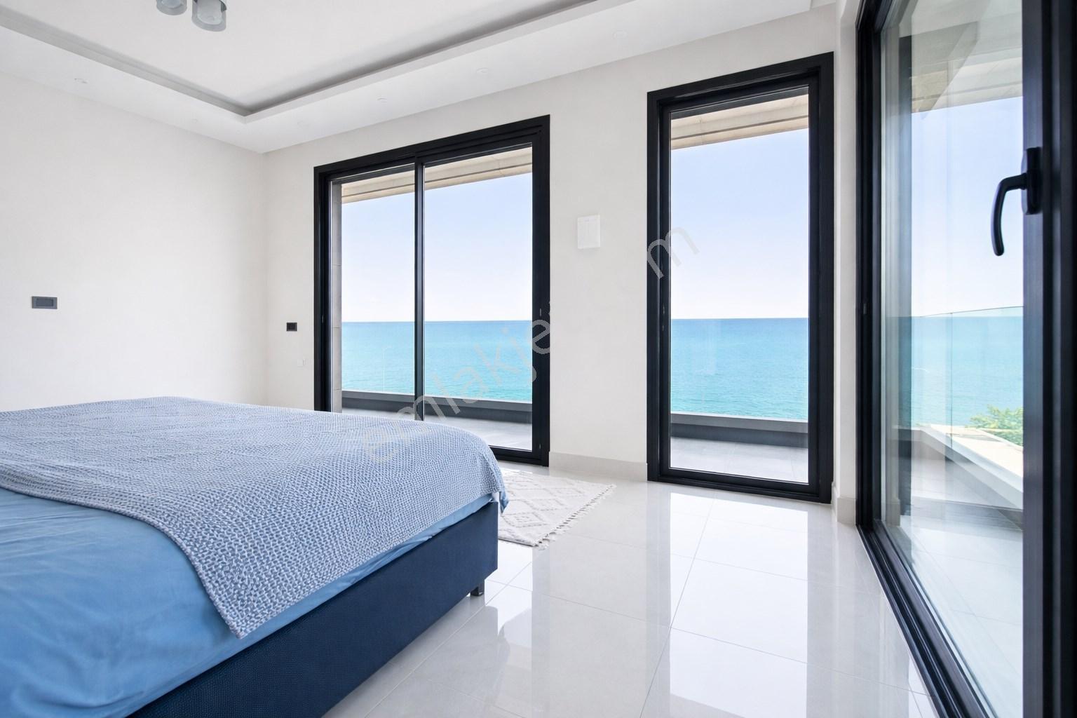 Alanya Kargıcakta Muhteşem Deniz Manzaralı Denize Sadece 50 M Ultra Lüks 6+1 Villa - Görsel 15