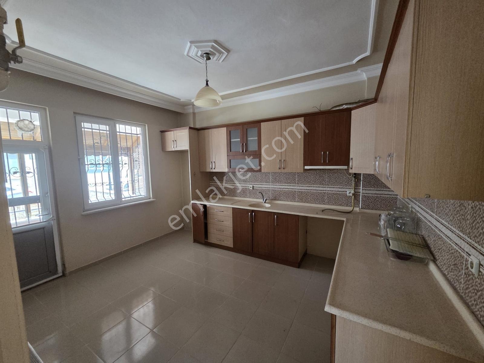 Mir'den Maltepe Mah. Uyguluma Oteli Arkasında 3+1 125 M2 Daire - Görsel 14