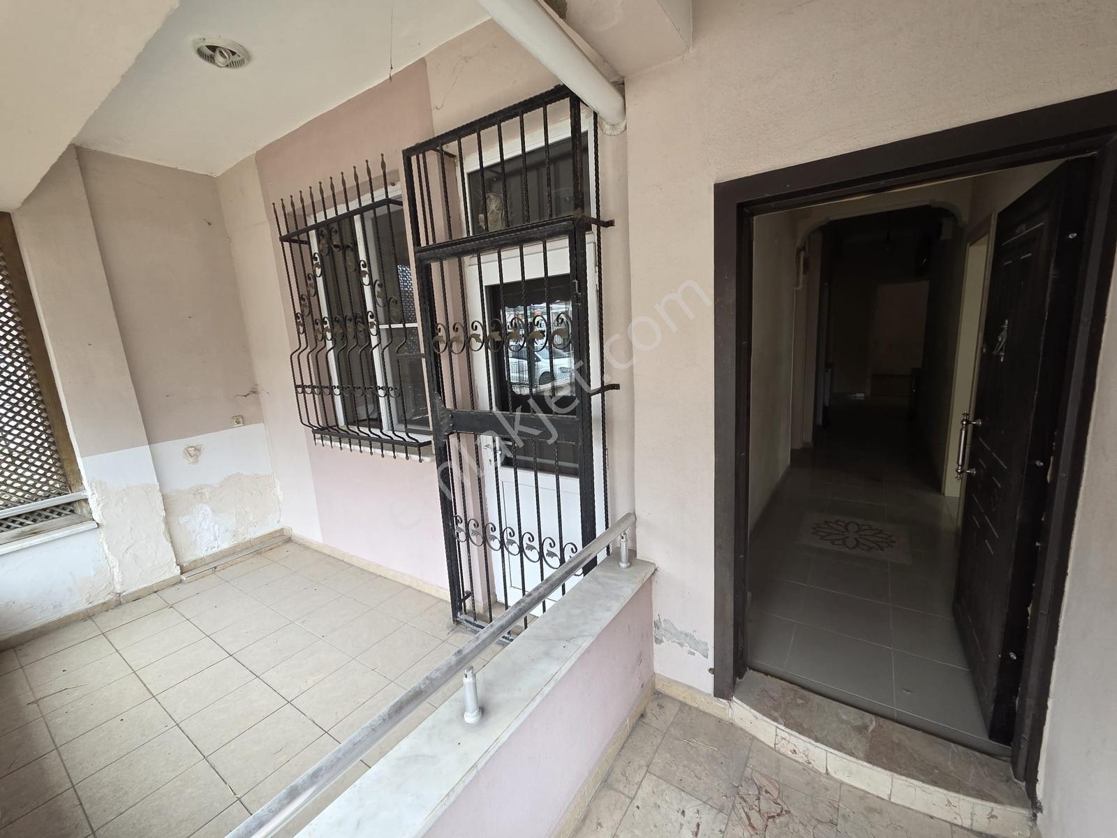 Mir'den Maltepe Mah. Uyguluma Oteli Arkasında 3+1 125 M2 Daire - Görsel 3
