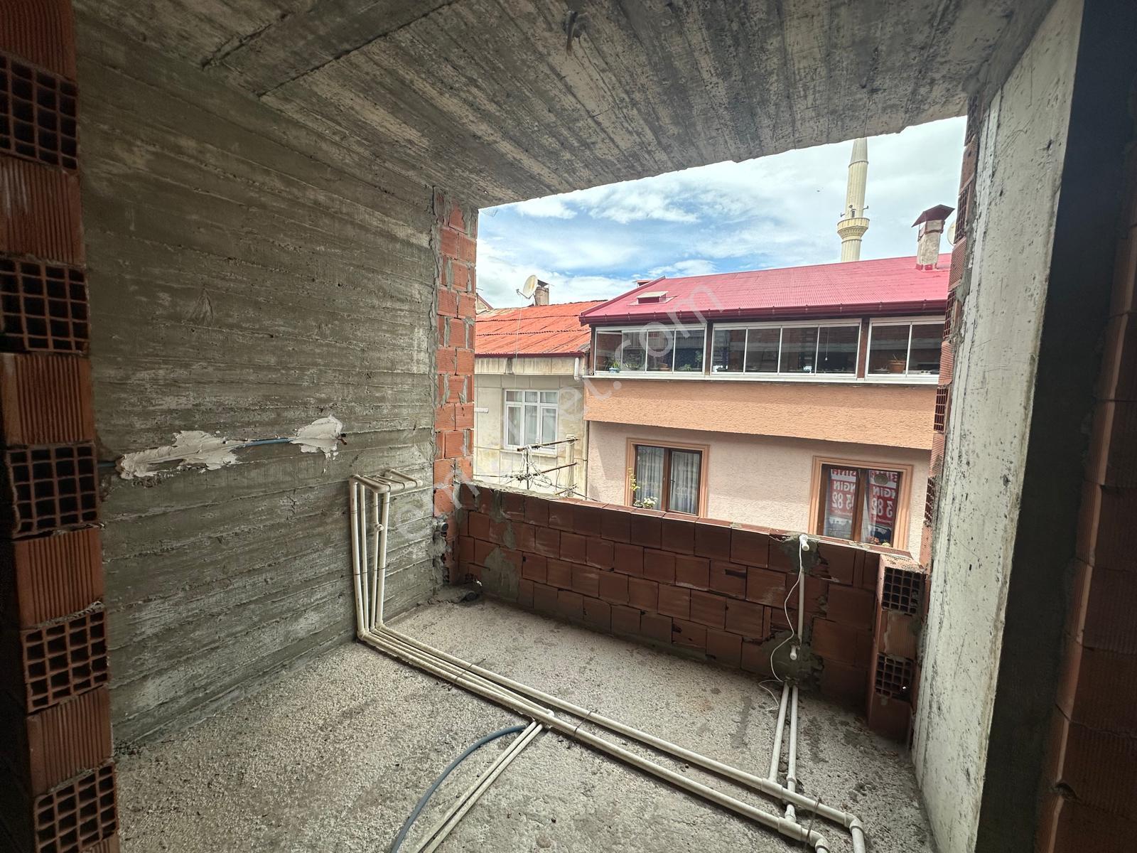 Trabzon'da Satılık Karkas Bina - Görsel 10