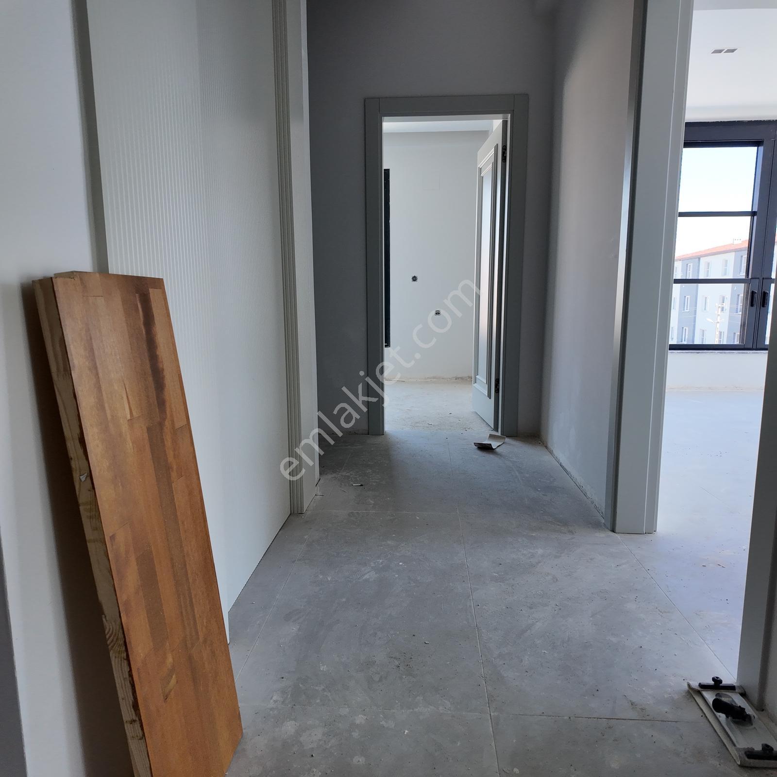 Reşatbey Yürüyüş Yoluna Komşu 282 M2 6+1 Tripleks Villa - Görsel 20
