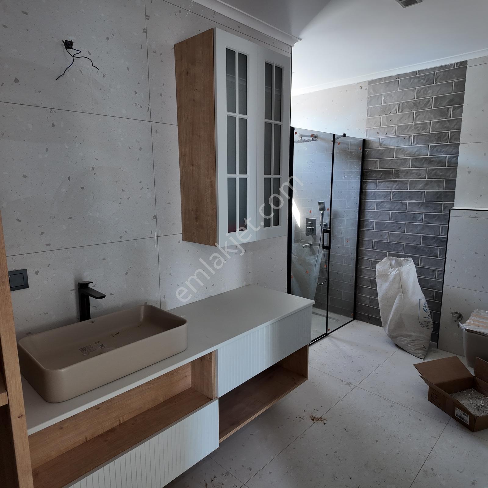Reşatbey Yürüyüş Yoluna Komşu 282 M2 6+1 Tripleks Villa - Görsel 11