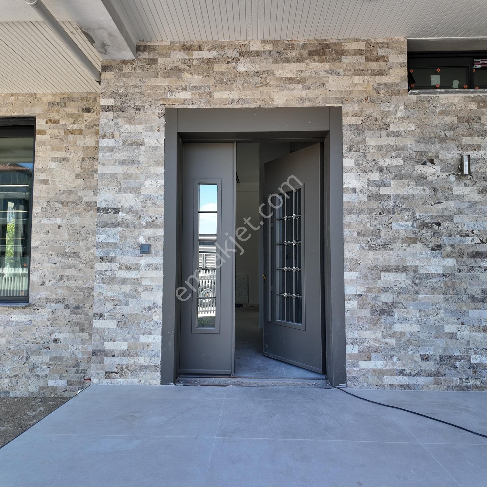 Reşatbey Yürüyüş Yoluna Komşu 282 M2 6+1 Tripleks Villa - Görsel 6