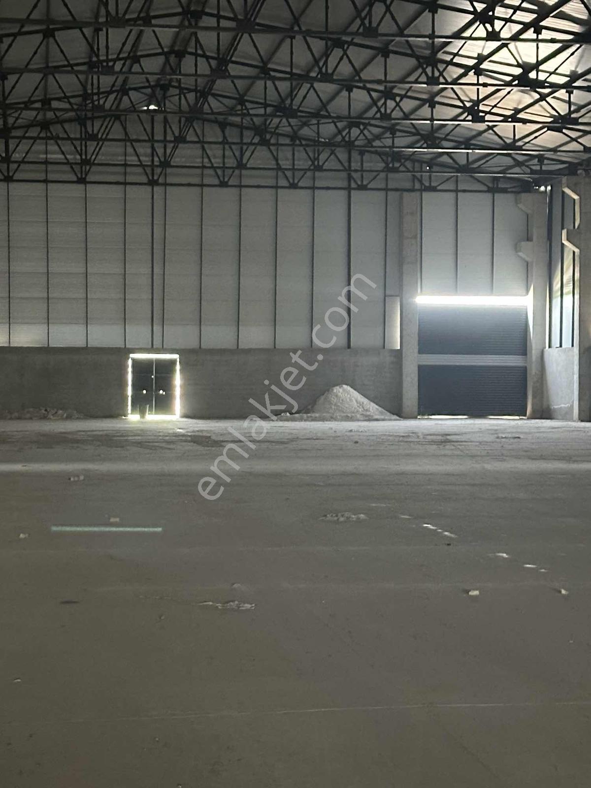 Zorlu'dan E5 Üzeri Sıfır Yapı Kiralık Depo ! - Görsel 6