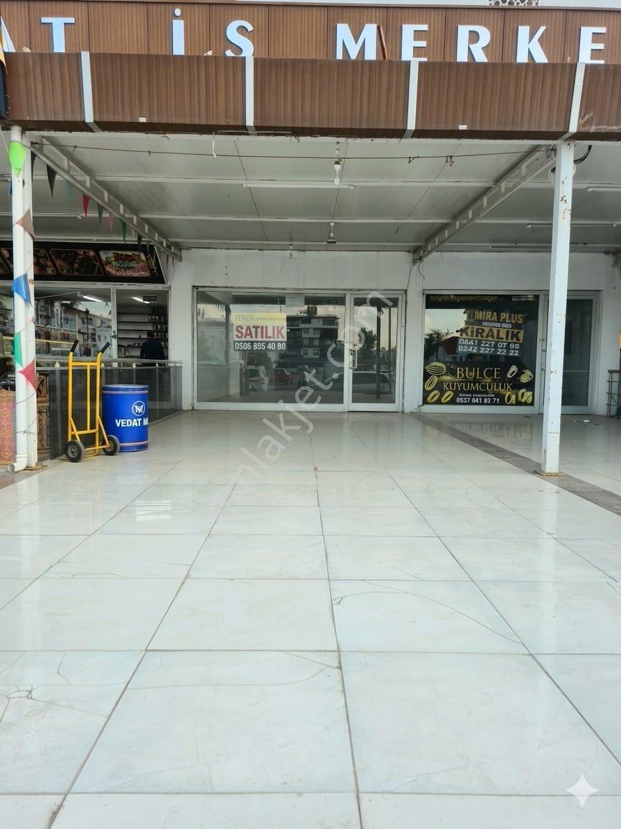 Hastane Caddesi Üzerinde Geniş Kullanım Alanlı Dükkan - Görsel 11