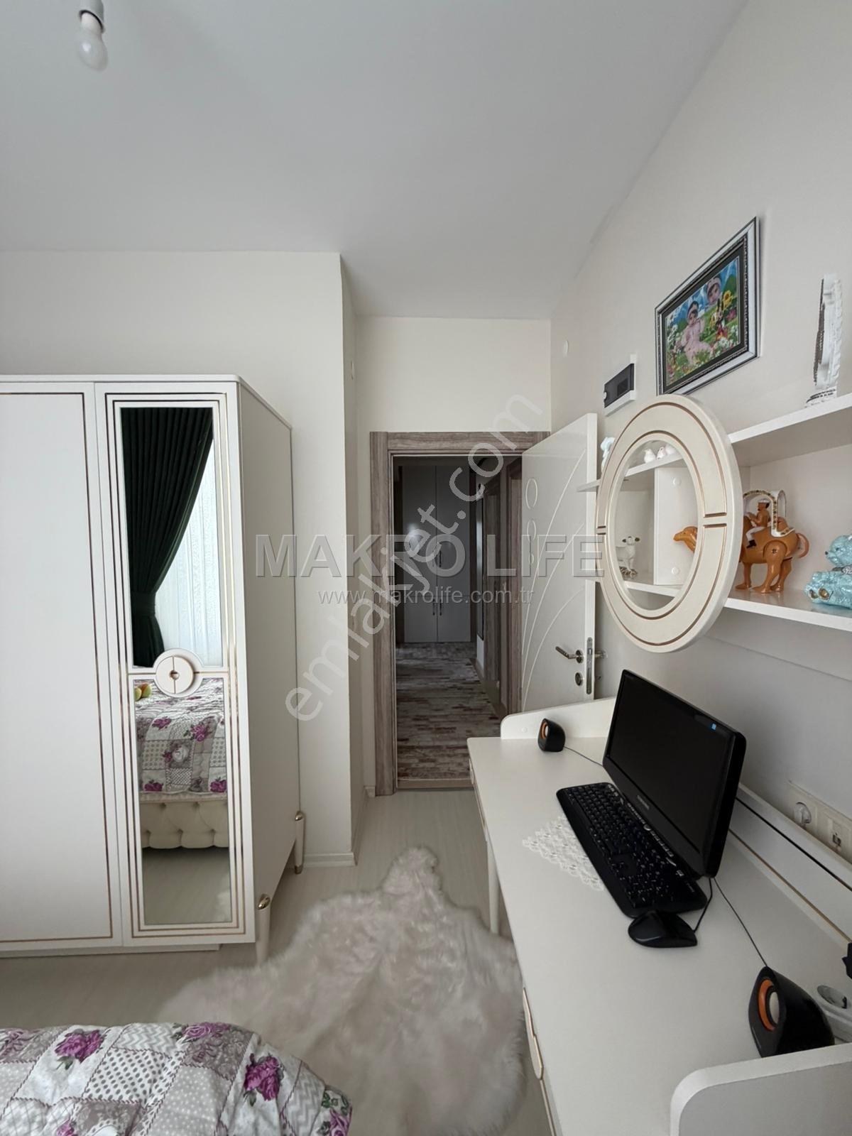 Bağcılarda Zana Düğün Salonu Civarı Fırsat 2+1 Daire Acil Acil Satılık - Görsel 14