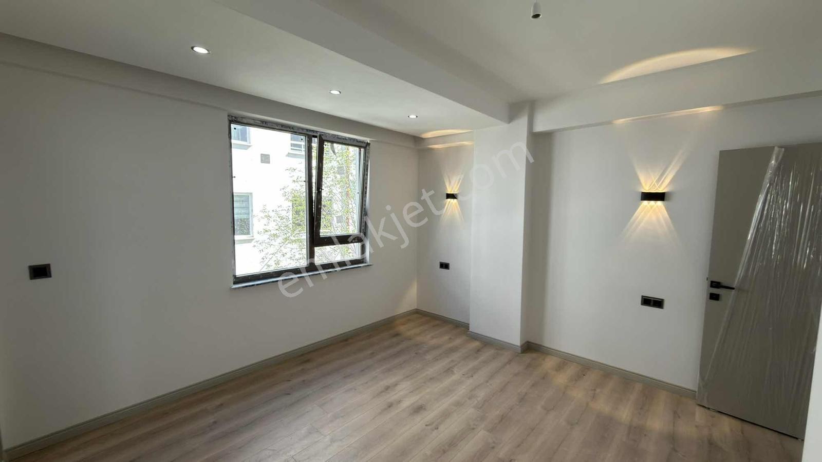 Batıkente Masrafsız! 137m2, Kombili Ve Ankastreli Satılık Daire" - Görsel 12