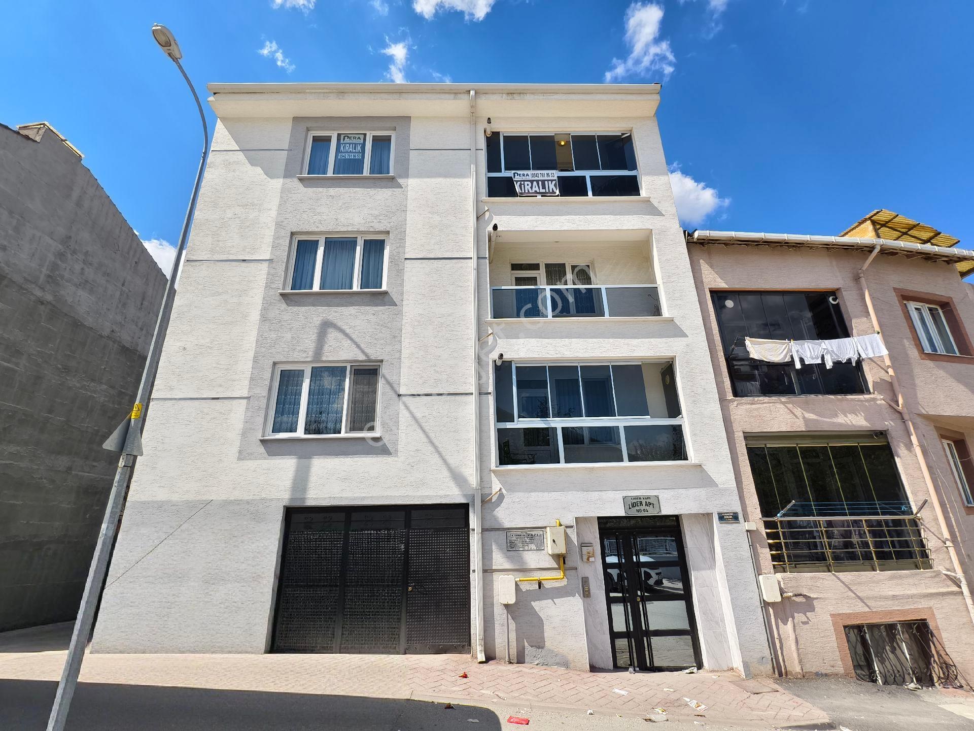 Pera'dan Emek Mah. Kervanönü Sok. Geniş, Ferah 3+1 Kiralık Daire