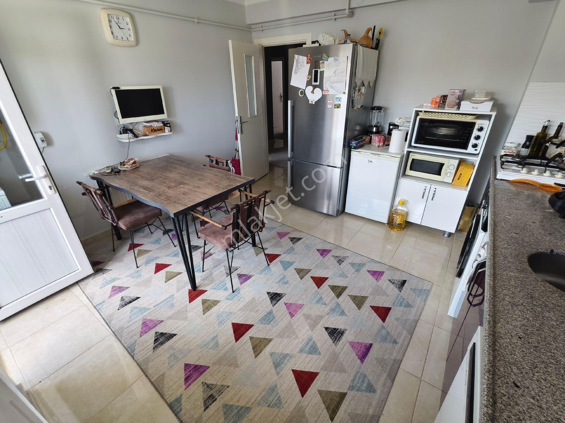 Pera'dan Emek Mah. Kervanönü Sok. Geniş, Ferah 3+1 Kiralık Daire - Görsel 14