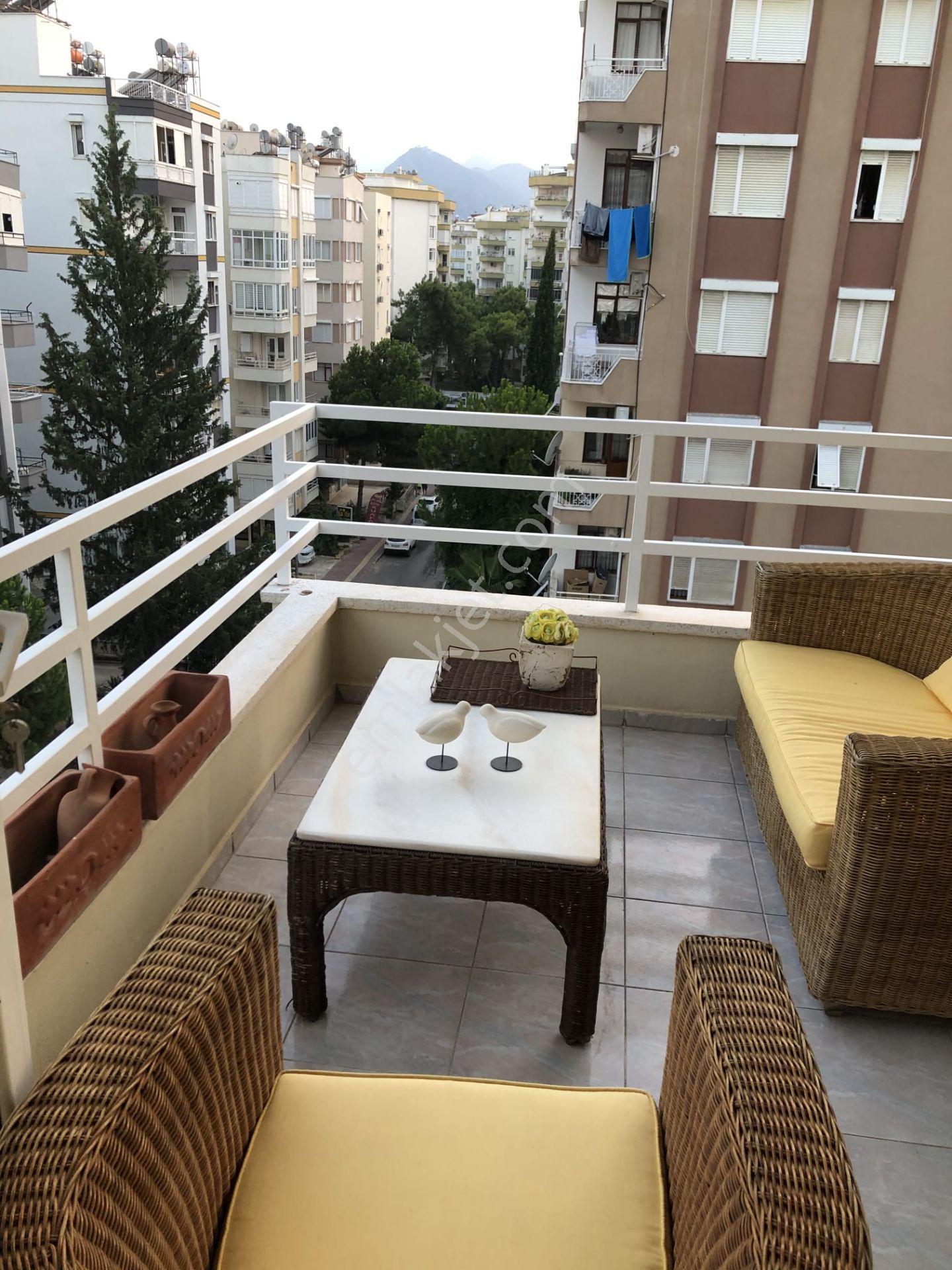 Altınkum’da Denize Yakın Havuzlu 1+1 - Görsel 24