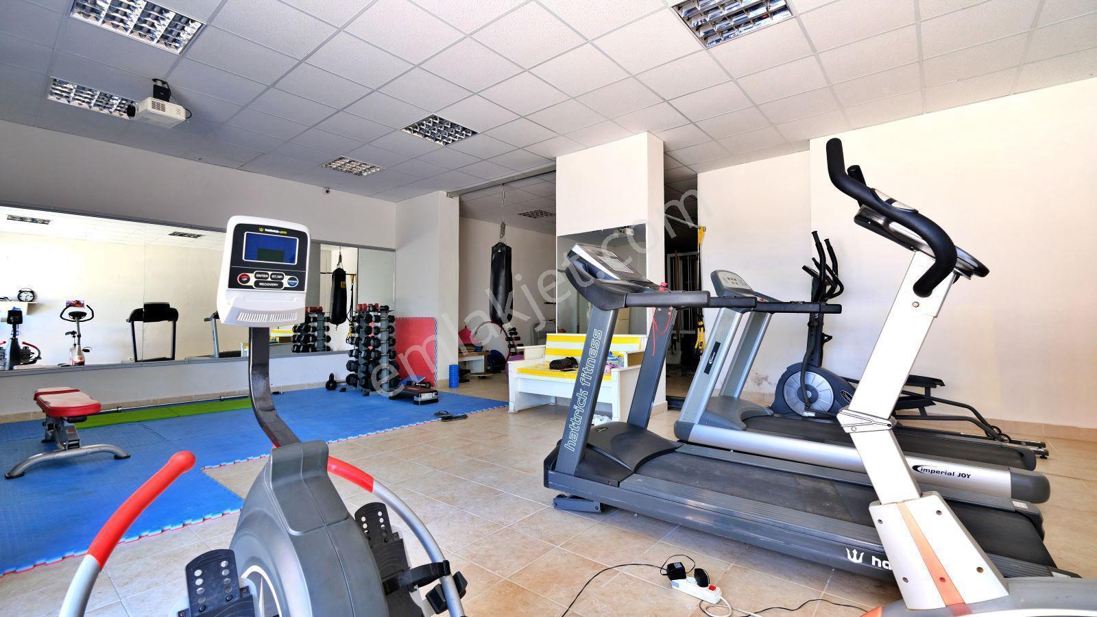 Mahmutlar / Alanya 2+1 Manzaralı Full Aktiviteli Eşyalı - Görsel 8