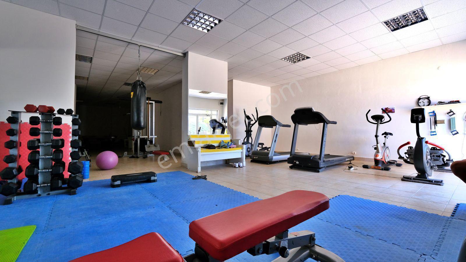 Mahmutlar / Alanya 2+1 Manzaralı Full Aktiviteli Eşyalı - Görsel 12