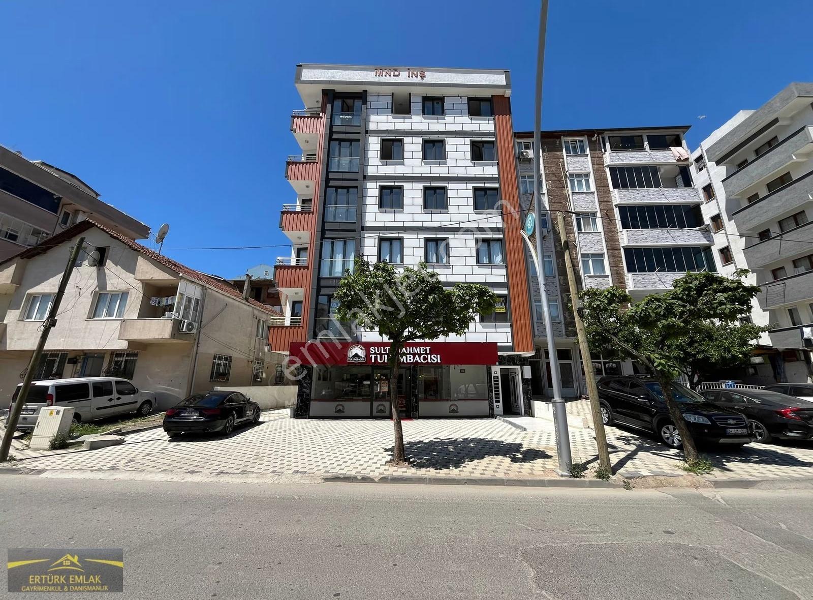 Ertürk Emlak'tan Kent Meydanı Yanında 3+1 Sıfır Kiralık Daire