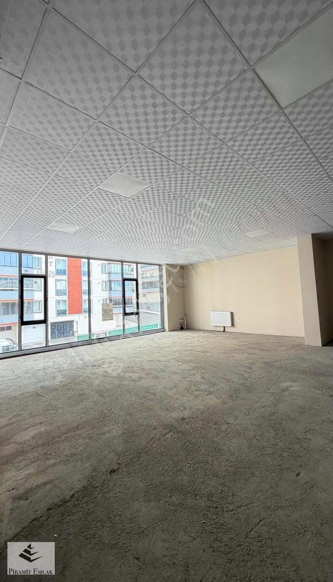 Piramit Gm'den Hilalkentte Kiralık Lüks Dükkan - Görsel 2