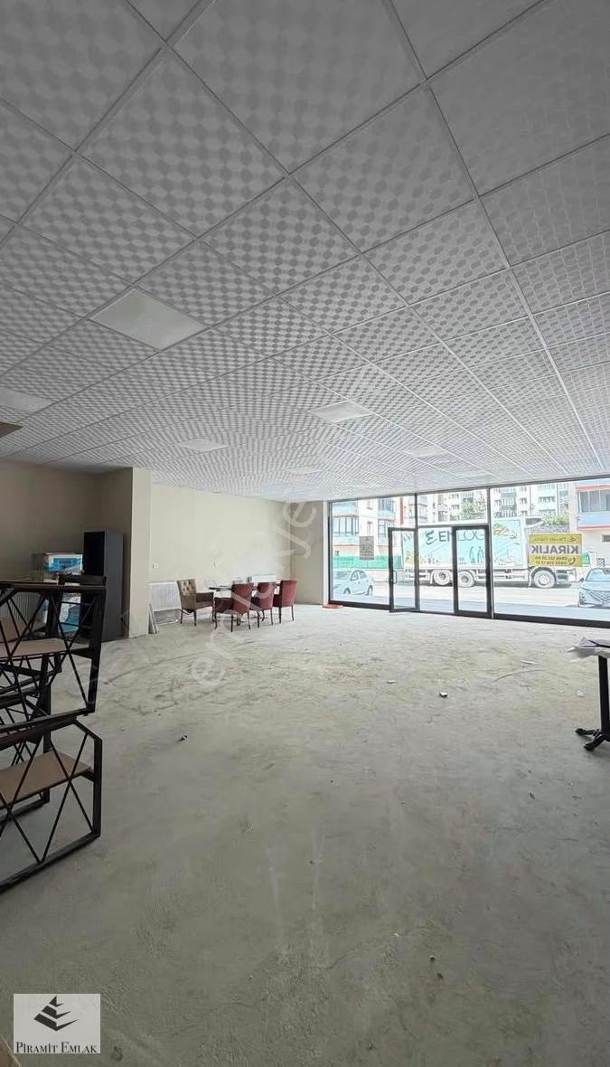 Piramit Gm'den Hilalkentte Kiralık Lüks Dükkan - Görsel 10