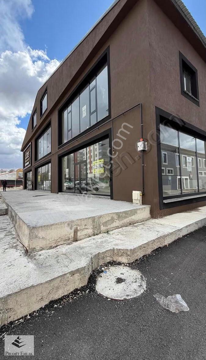 Piramit Gm'den Hilalkentte Kiralık Lüks Dükkan - Görsel 7
