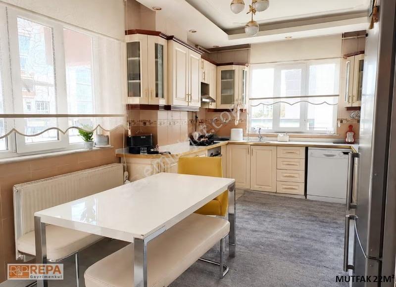 Repa Gayrimenkul Ömer Elşehadetten Tramvay Cepheli 30 M² Teraslı - Görsel 9