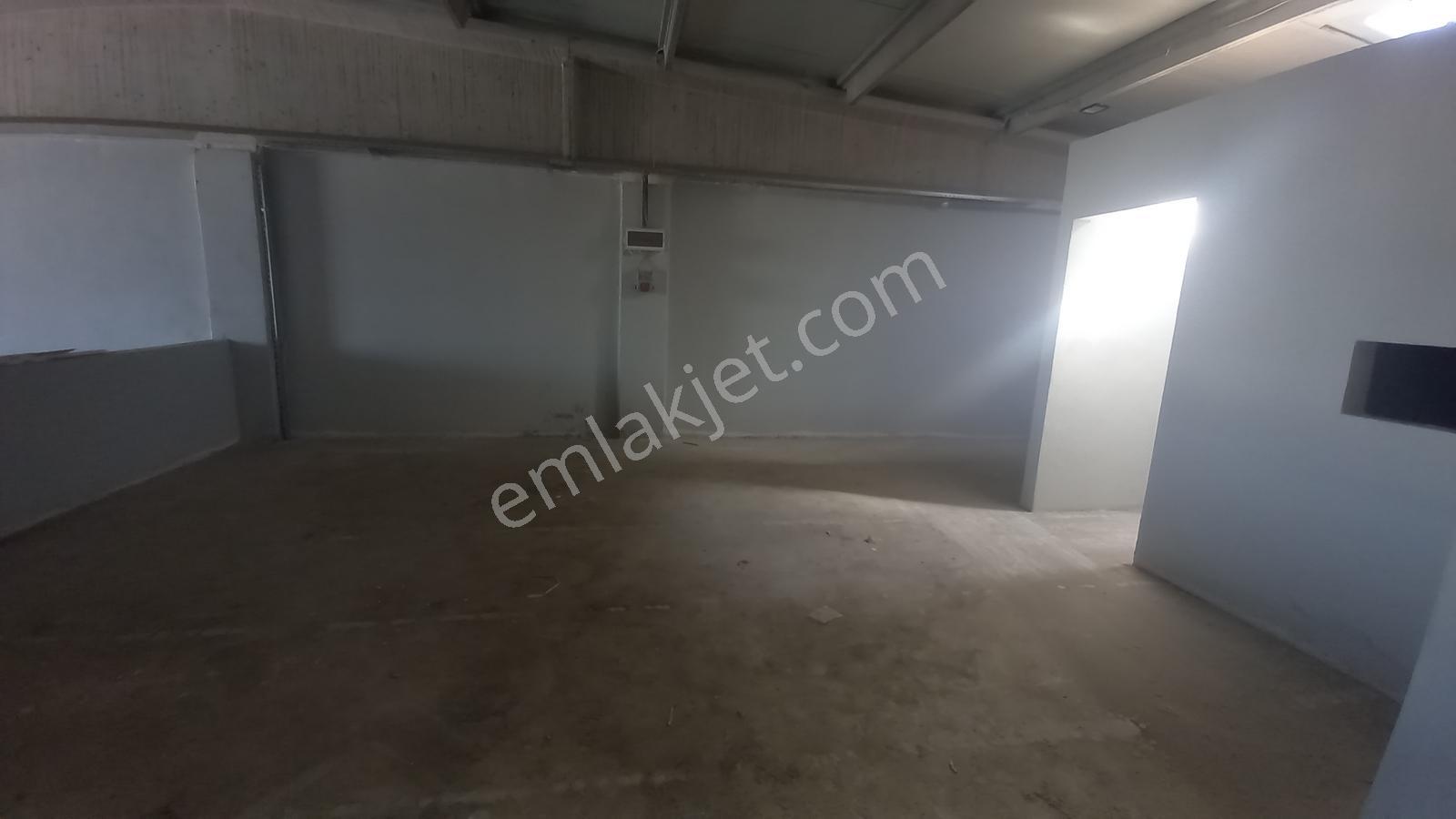 Nuri Giyik Sanayi Sitesinde 240 M2 Dükkan - Görsel 2
