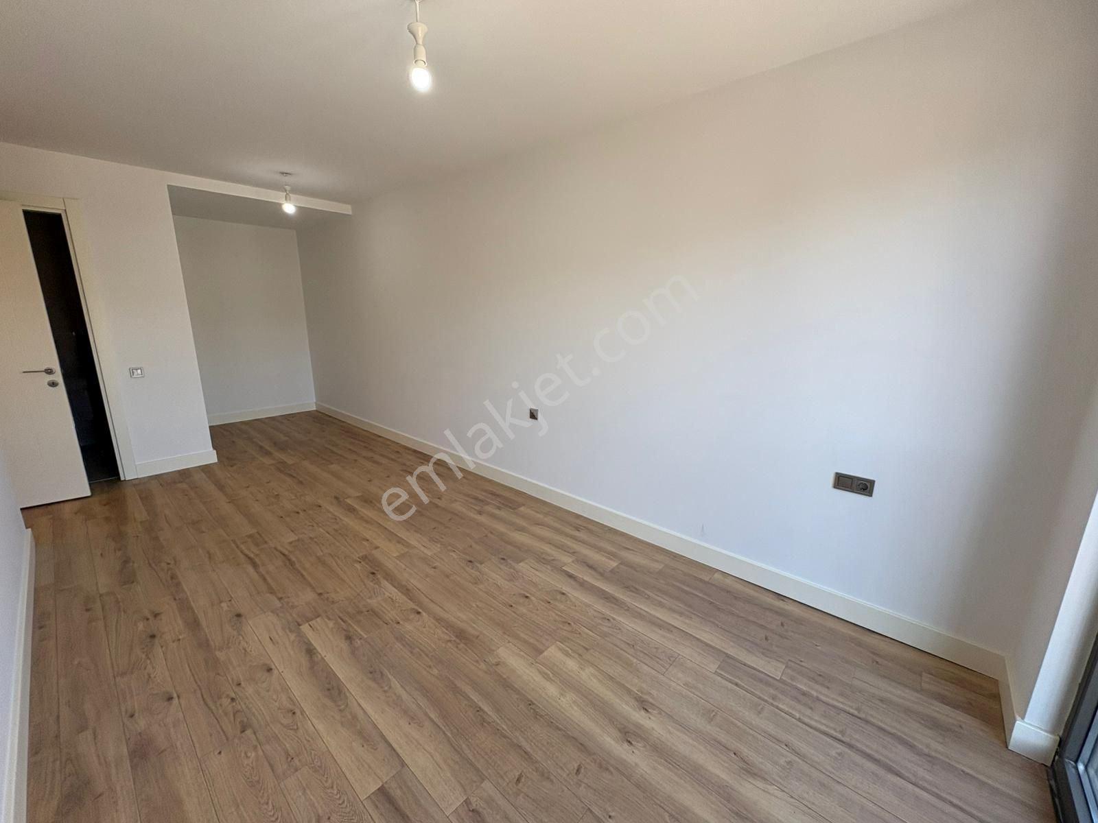 Çengelköy Mercury Konutlarında 2+1 Kiralık Sıfır Daire - Görsel 29