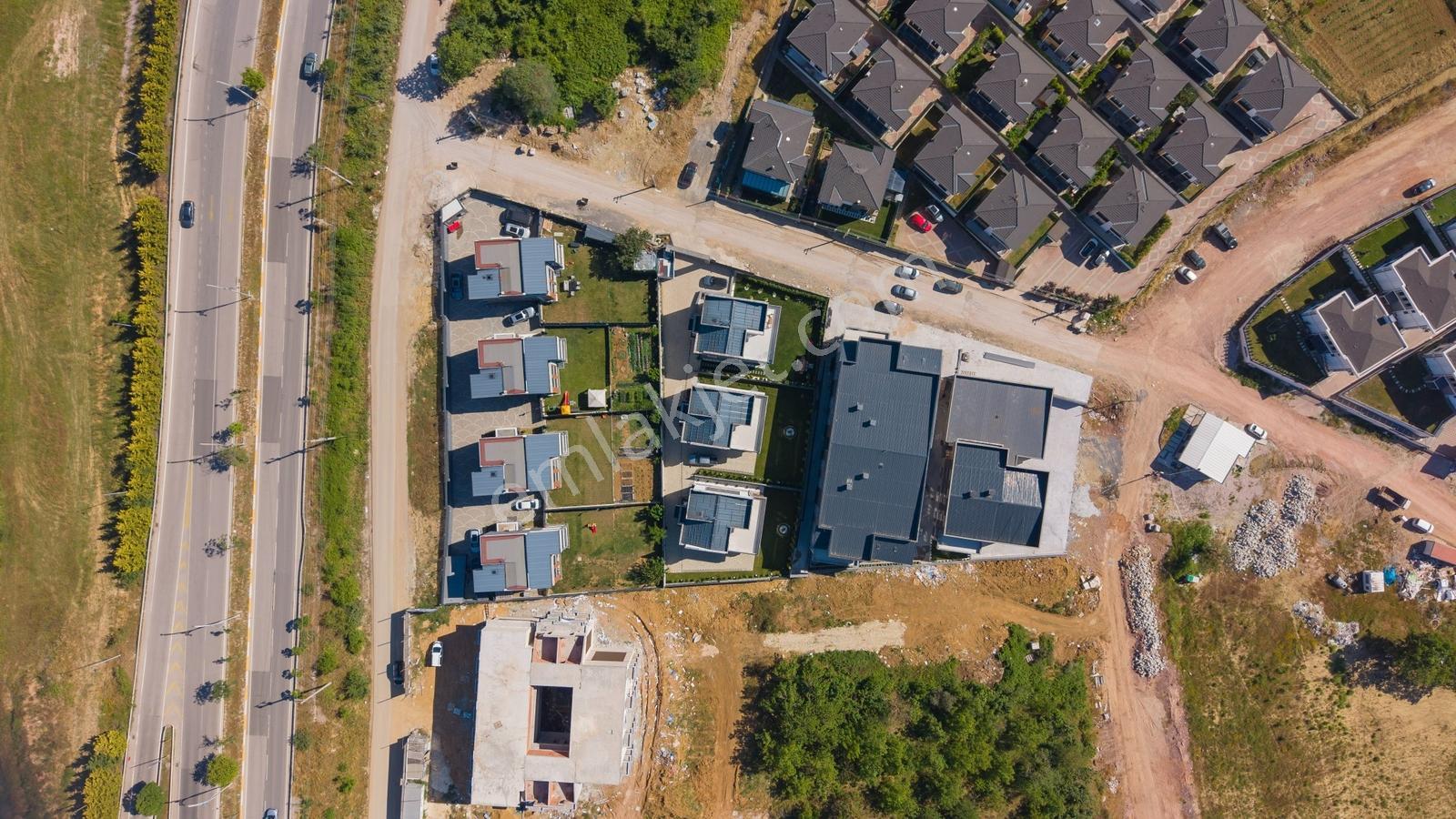 Kabaoğlun'da Üniversite Yolu Üzerinde 88 M2 1+1 Dubleks Daire - Görsel 24