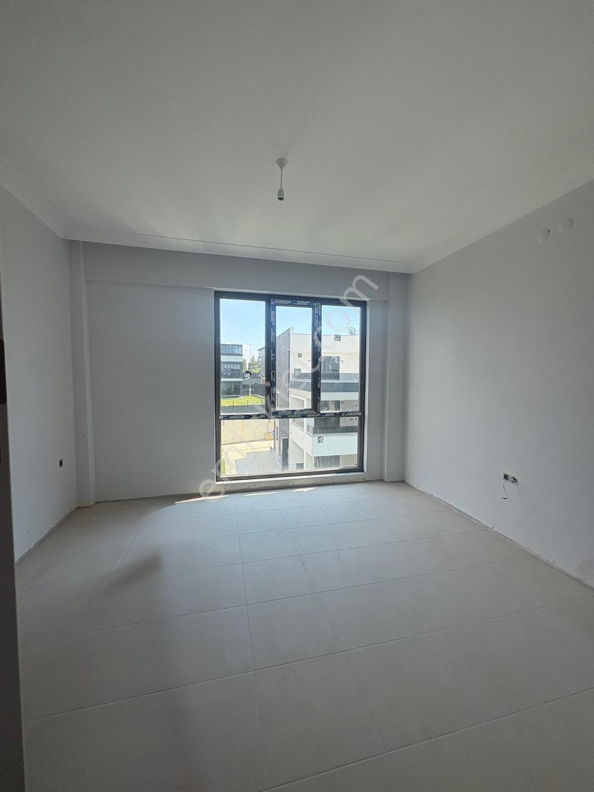 Kabaoğlun'da Üniversite Yolu Üzerinde 88 M2 1+1 Dubleks Daire - Görsel 16
