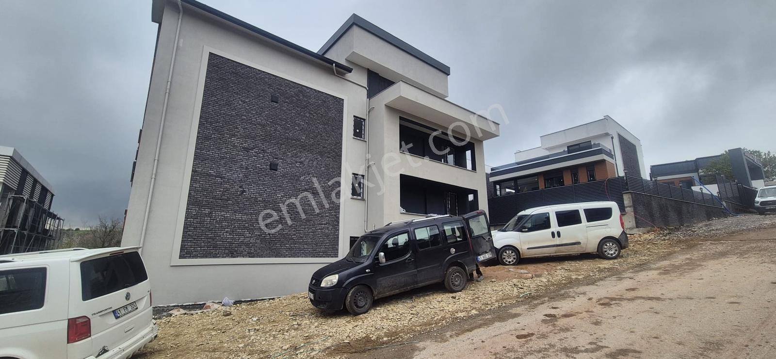 Kabaoğlun'da Üniversite Yolu Üzerinde 88 M2 1+1 Dubleks Daire - Görsel 11