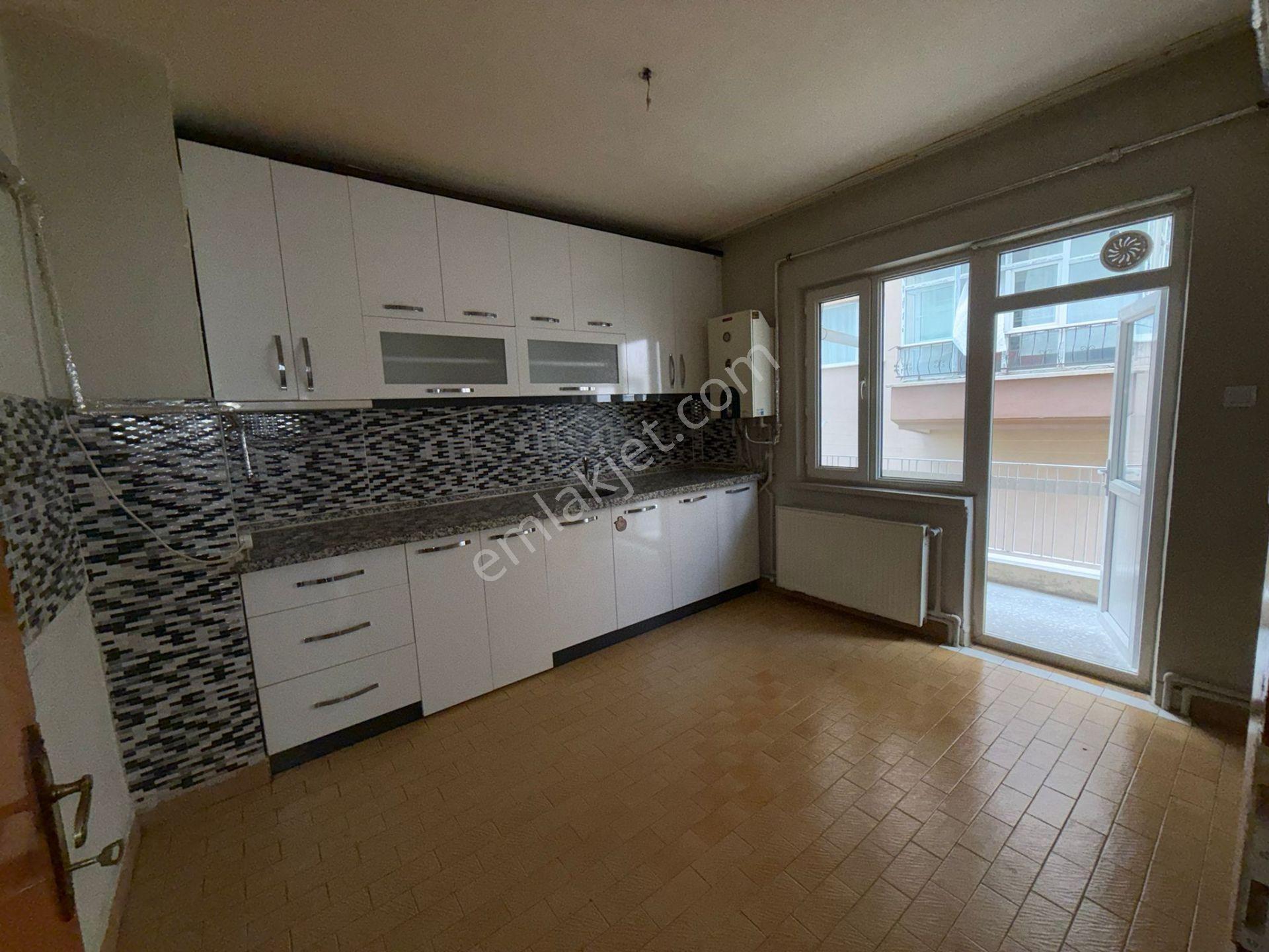 Gordion Emlak'tan Zafer Mahallesi 3+1 Kiralık Daire - Görsel 9