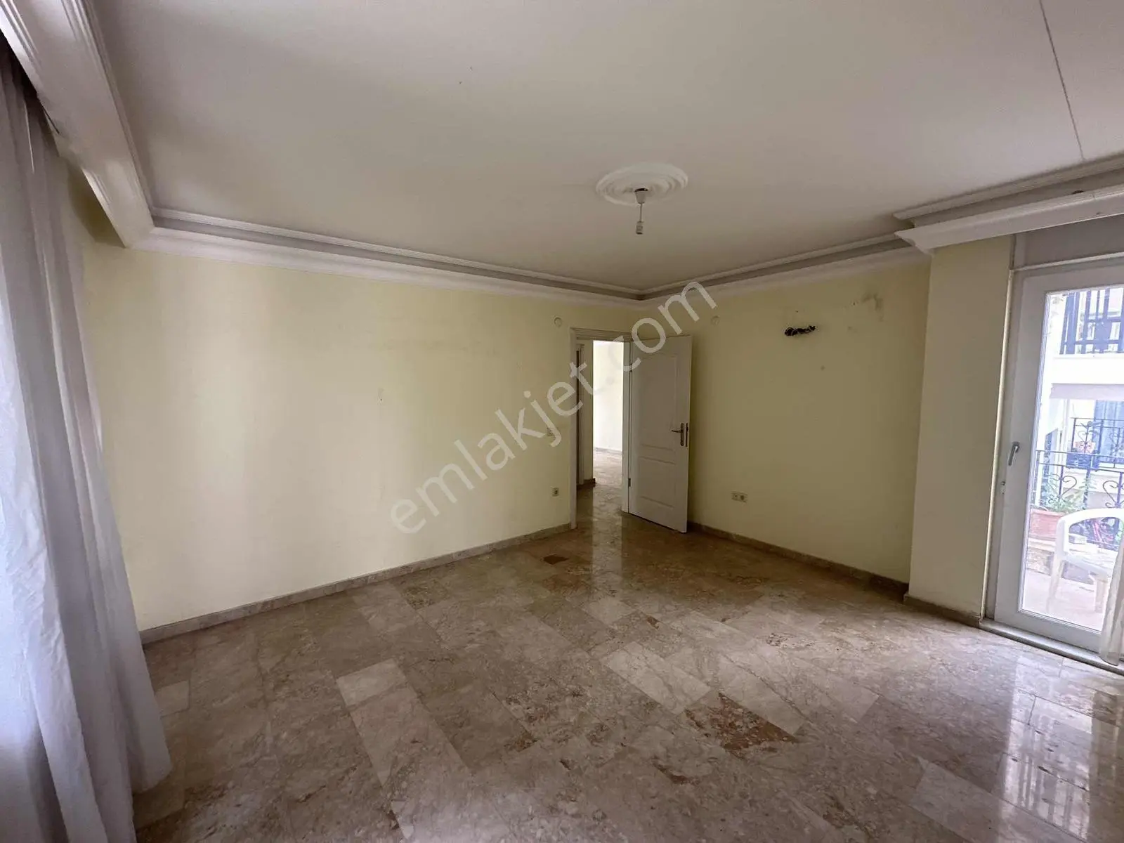 Alanya Cıkcıllı Mahallesi 2+1 Havuzlu - Görsel 2