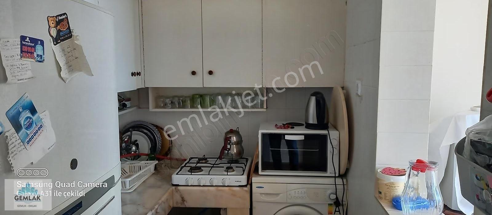 Gemlik Büyükkumlada Deniz Manzaralı Sezonluk Kiralık Daire Eşyal - Görsel 4