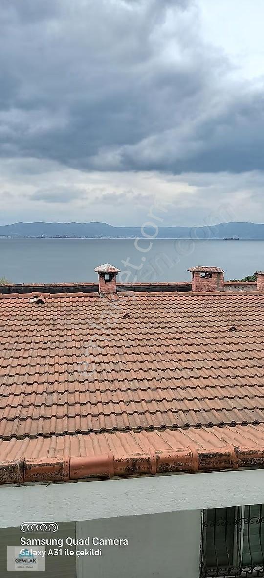 Gemlik Büyükkumlada Deniz Manzaralı Sezonluk Kiralık Daire Eşyal - Görsel 8