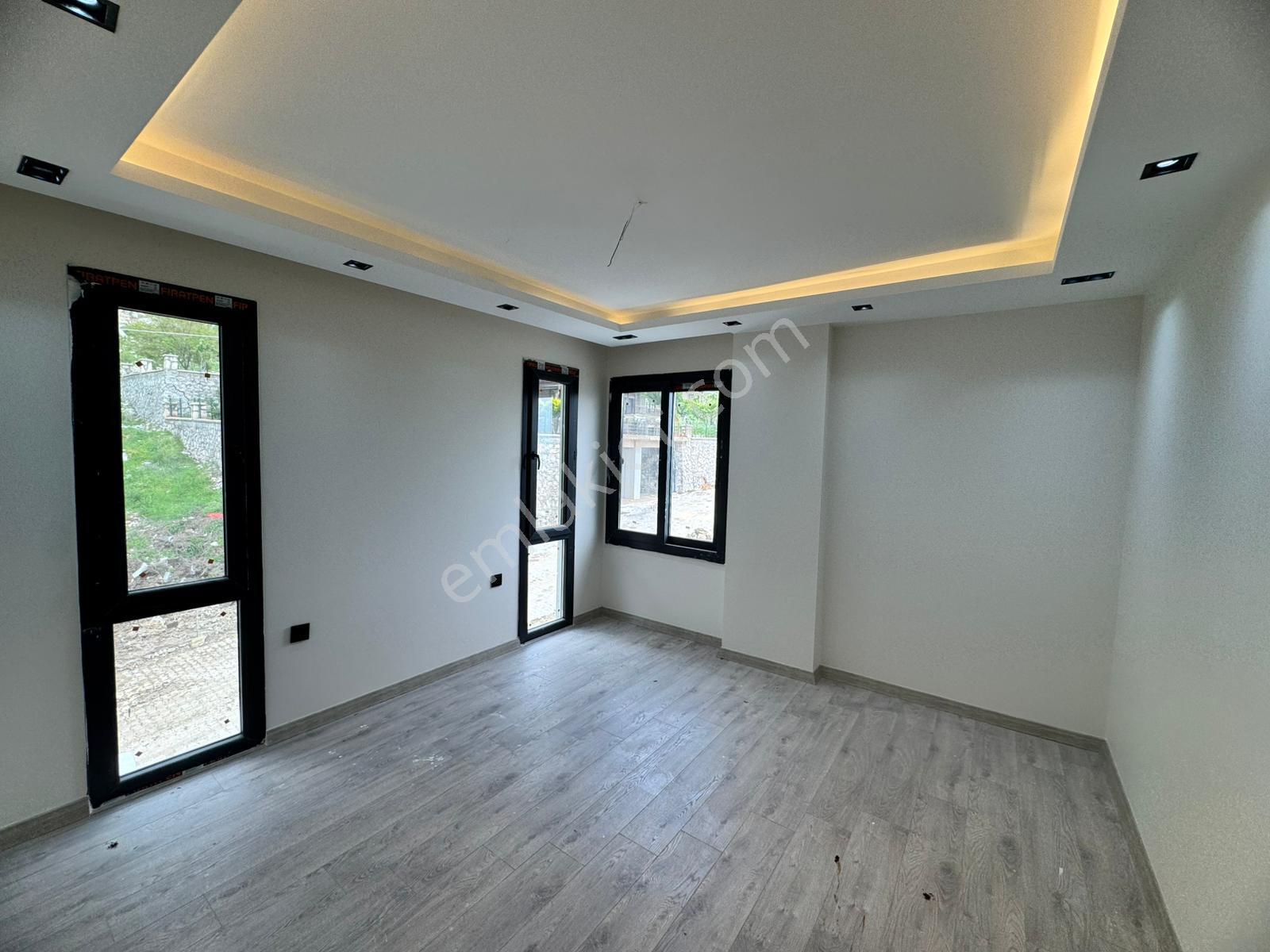 Bm"den Soğucak Yaylasında Sıfır Tripleks 4+1 Villa + Misafirhane - Görsel 16