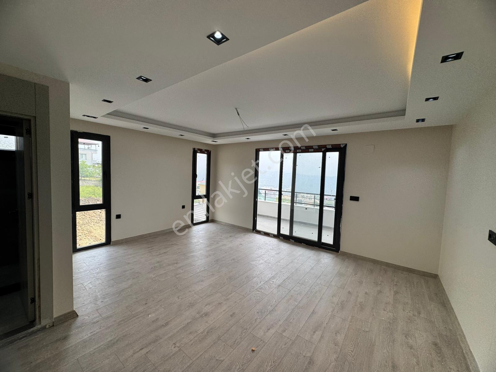 Bm"den Soğucak Yaylasında Sıfır Tripleks 4+1 Villa + Misafirhane - Görsel 21