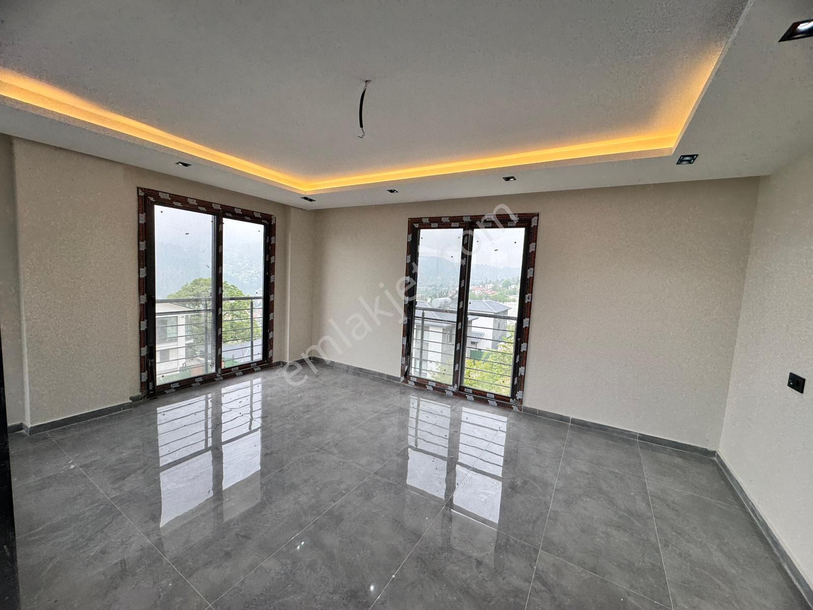 Bm"den Soğucak Yaylasında Sıfır Tripleks 4+1 Villa + Misafirhane - Görsel 35